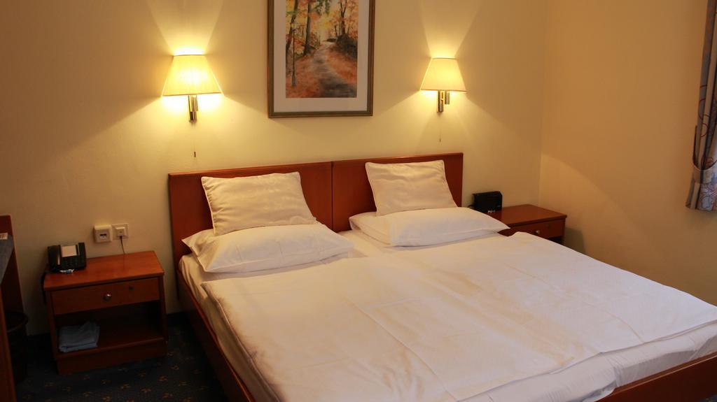 זלצבורג Hotel Josefa מראה חיצוני תמונה
